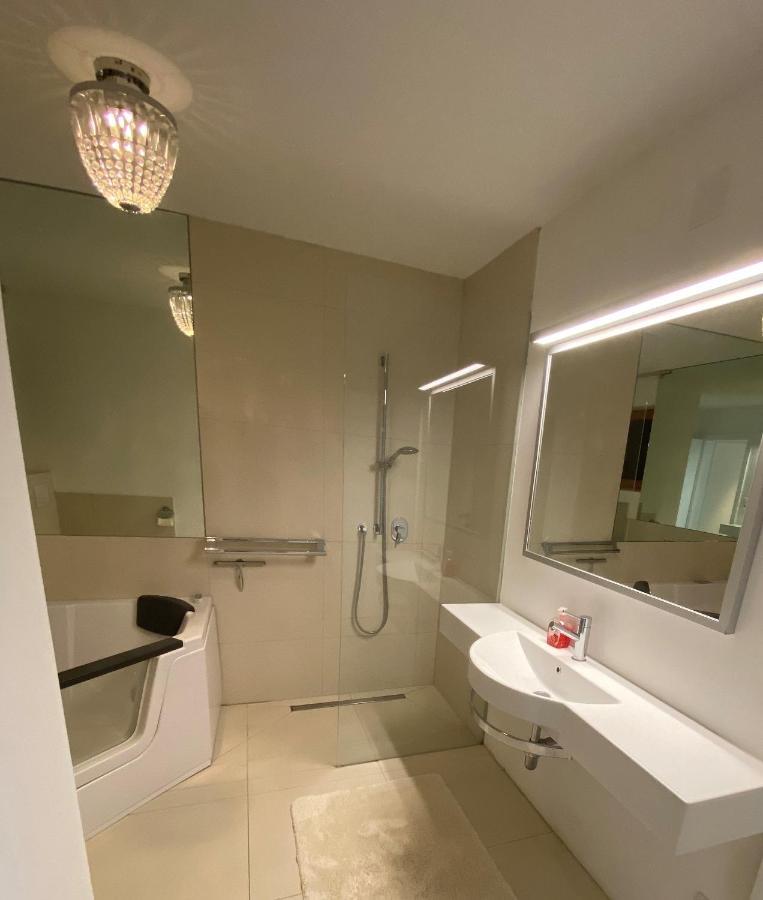 Villa Uber Dem Bodensee - Hauptwohnung ลอคเอา ภายนอก รูปภาพ